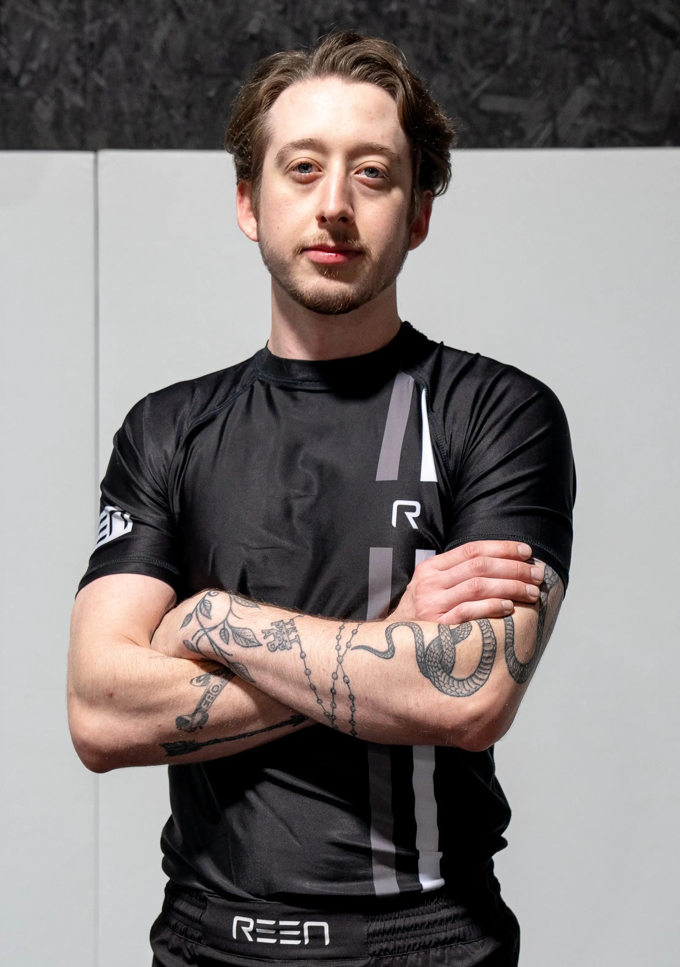 Race Rashguard Grey/White - REEN Jiu Jitsu